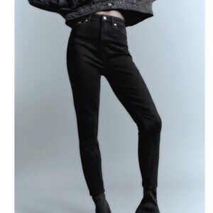 ZARA Vintage High Waist Skinny Jeans in Black 2